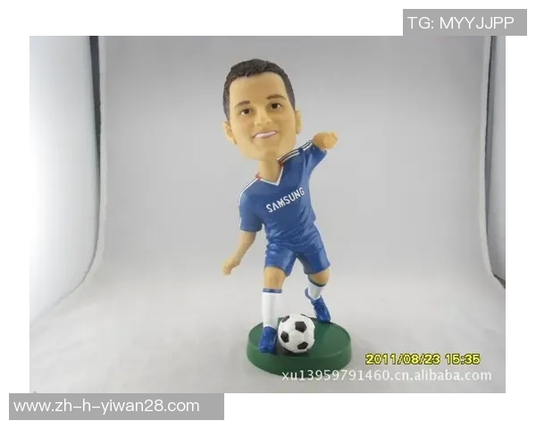 球星玩偶挂件足球创意设计赋予足球魅力与个性化特色的完美融合